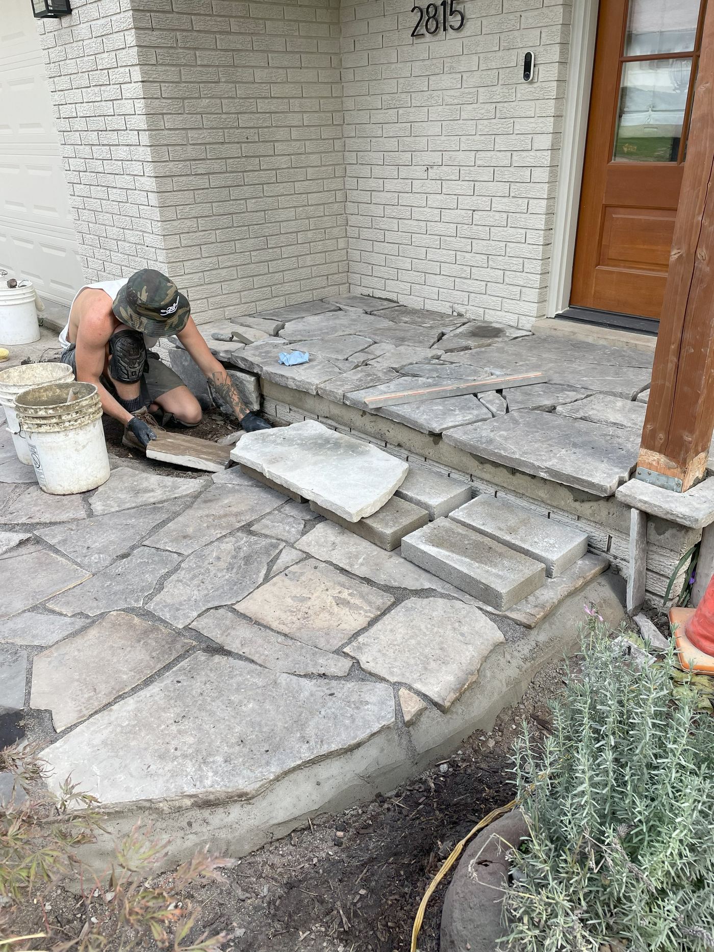 Flagstone walkway installation